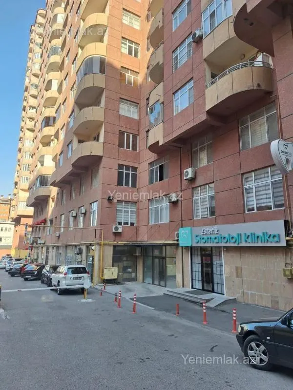Satılır 4 otaqlı yeni tikili 205 m²