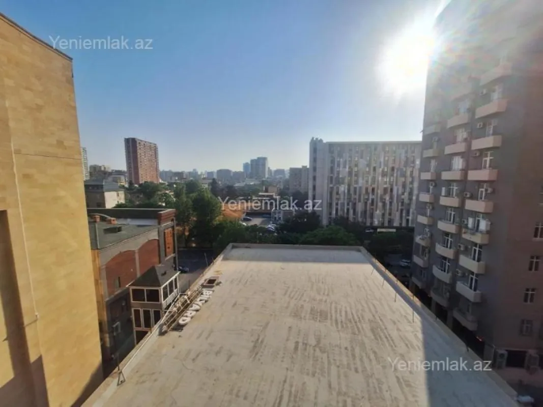 Satılır 4 otaqlı yeni tikili 205 m²