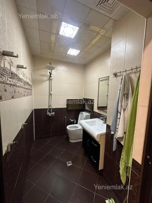 Satılır 3 otaqlı yeni tikili 77 m²