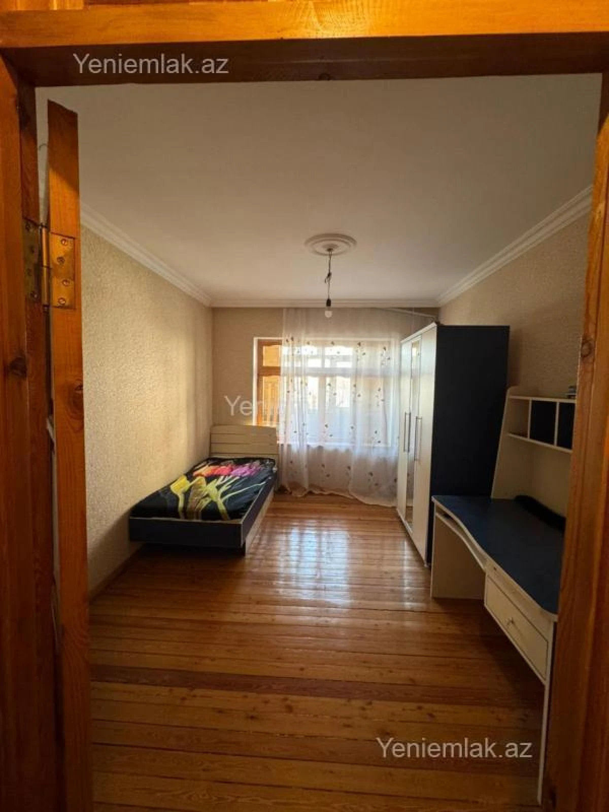 Satılır 5 otaqlı köhnə tikili 120 m²