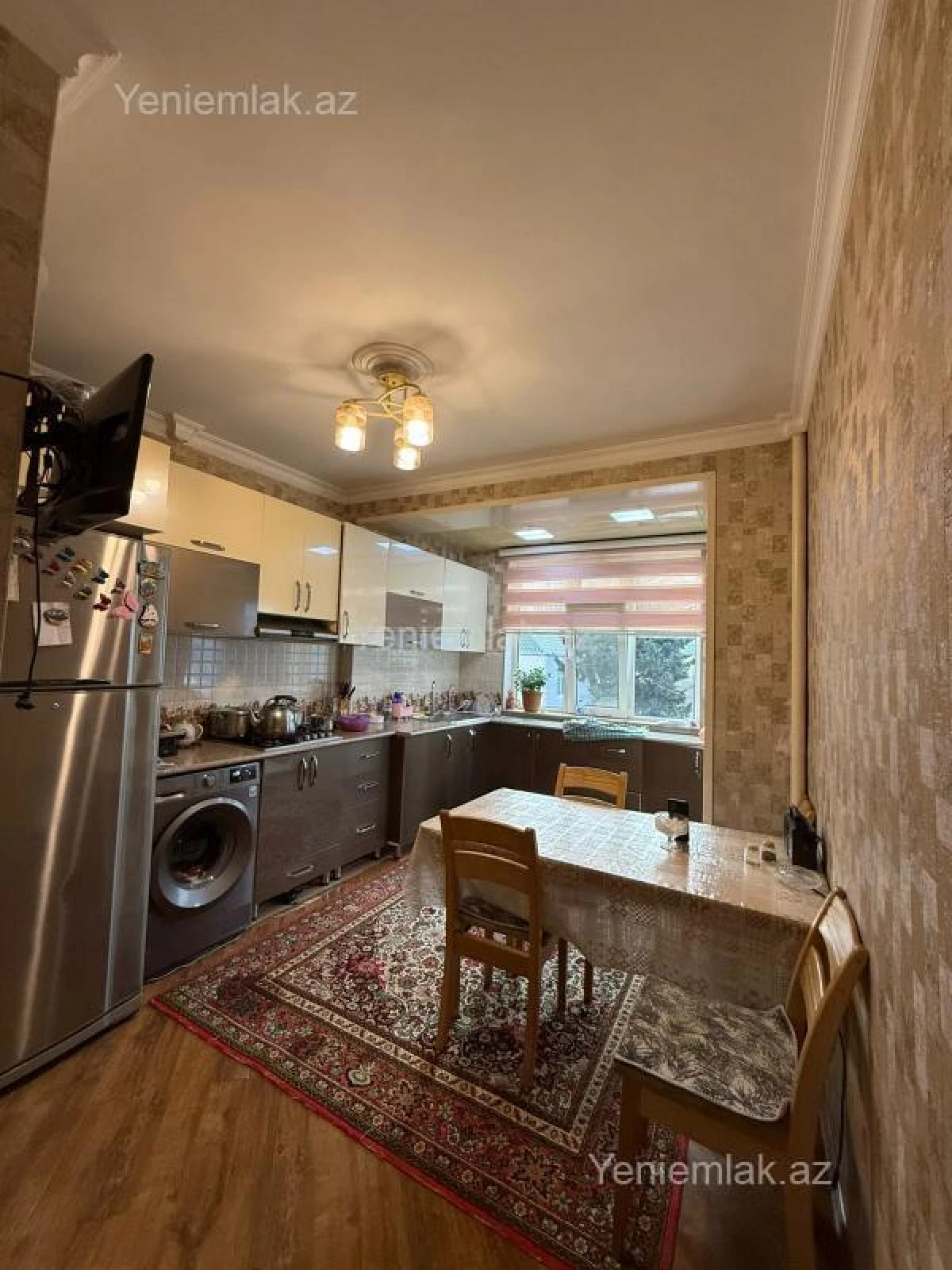 Satılır 4 otaqlı köhnə tikili 100 m²