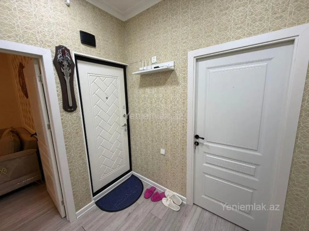 Satılır 2 otaqlı köhnə tikili 60 m²