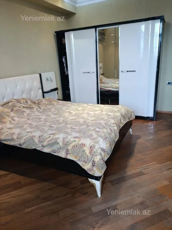Satılır 3 otaqlı yeni tikili 157 m²