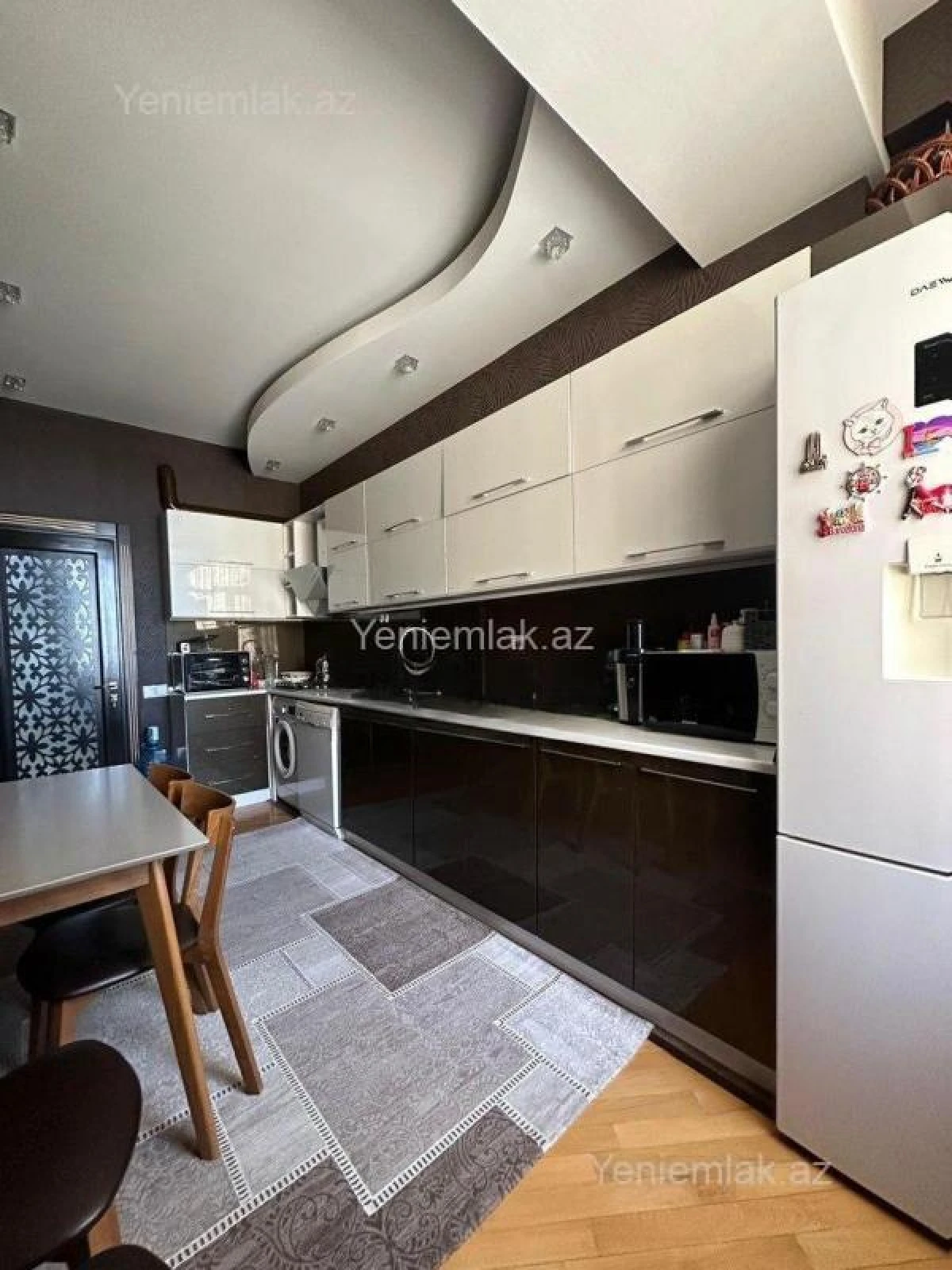Satılır 2 otaqlı yeni tikili 85 m²