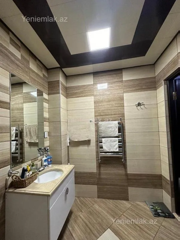 Satılır 2 otaqlı yeni tikili 85 m²