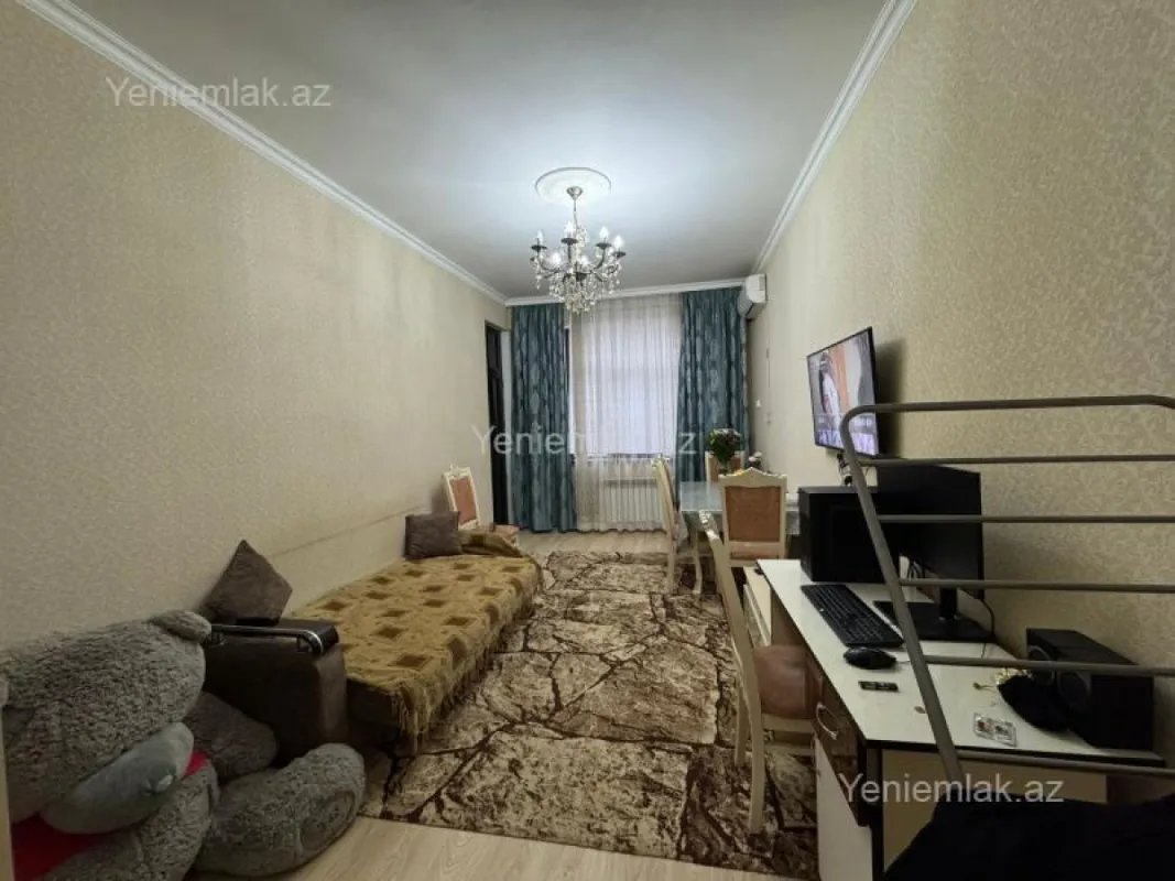 Satılır 2 otaqlı yeni tikili 64 m²