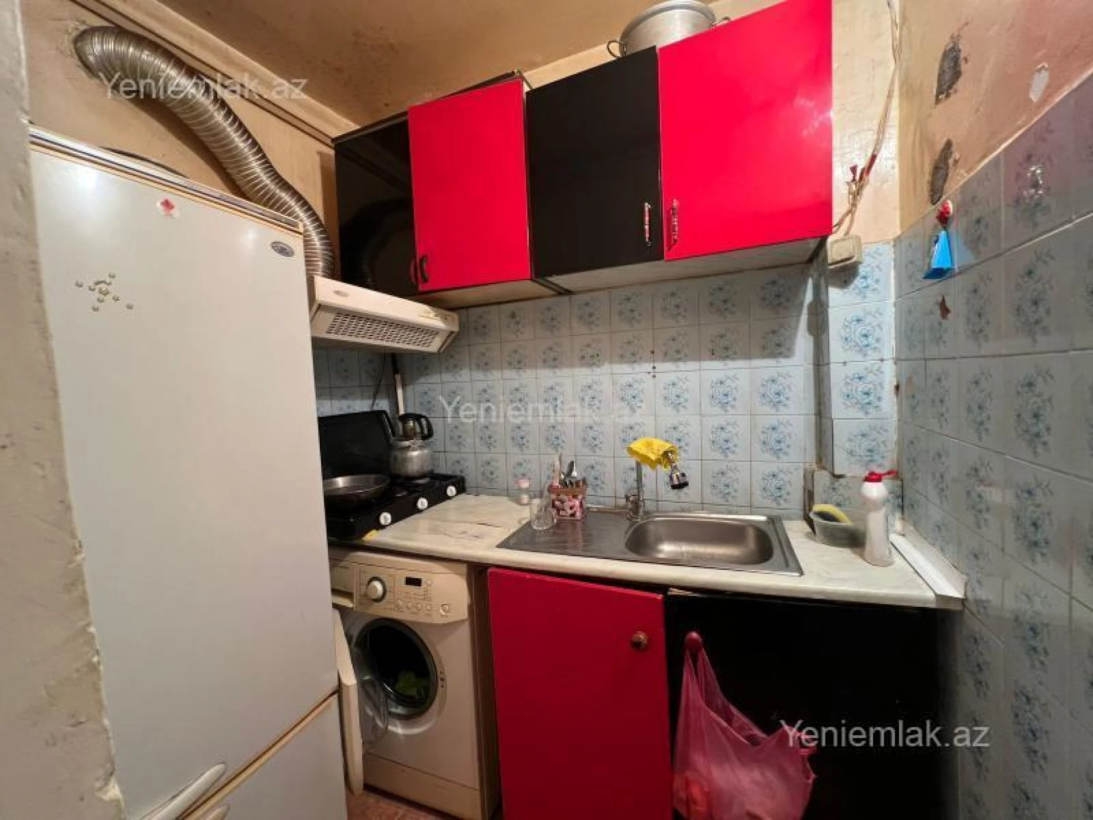 Satılır 2 otaqlı köhnə tikili 40 m²