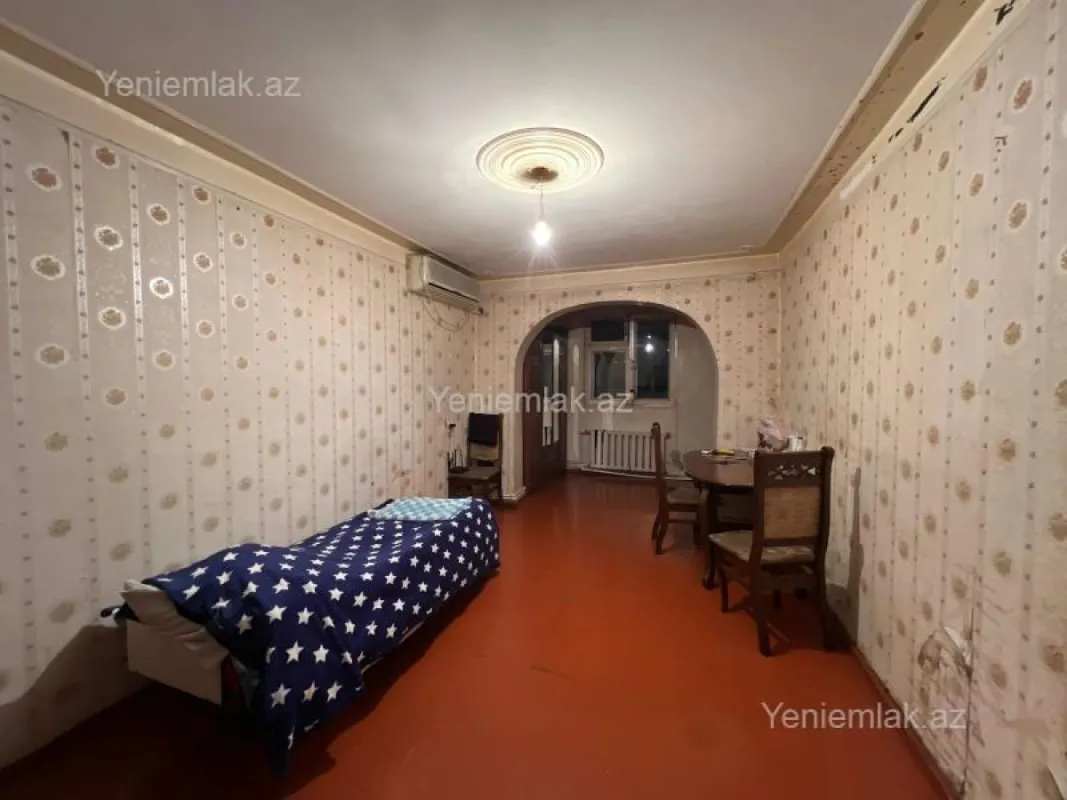 Satılır 2 otaqlı köhnə tikili 40 m²