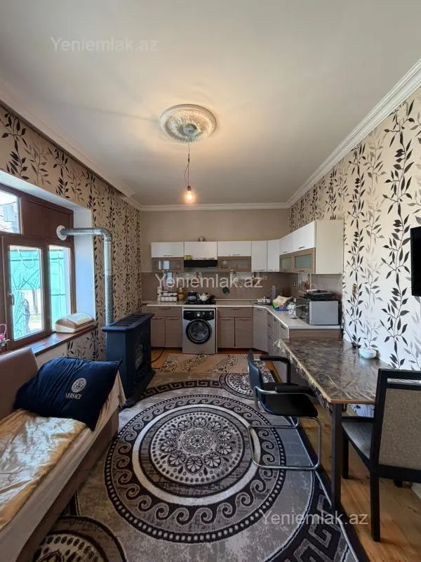 Satılır 3 otaqlı həyət evi 100 m²