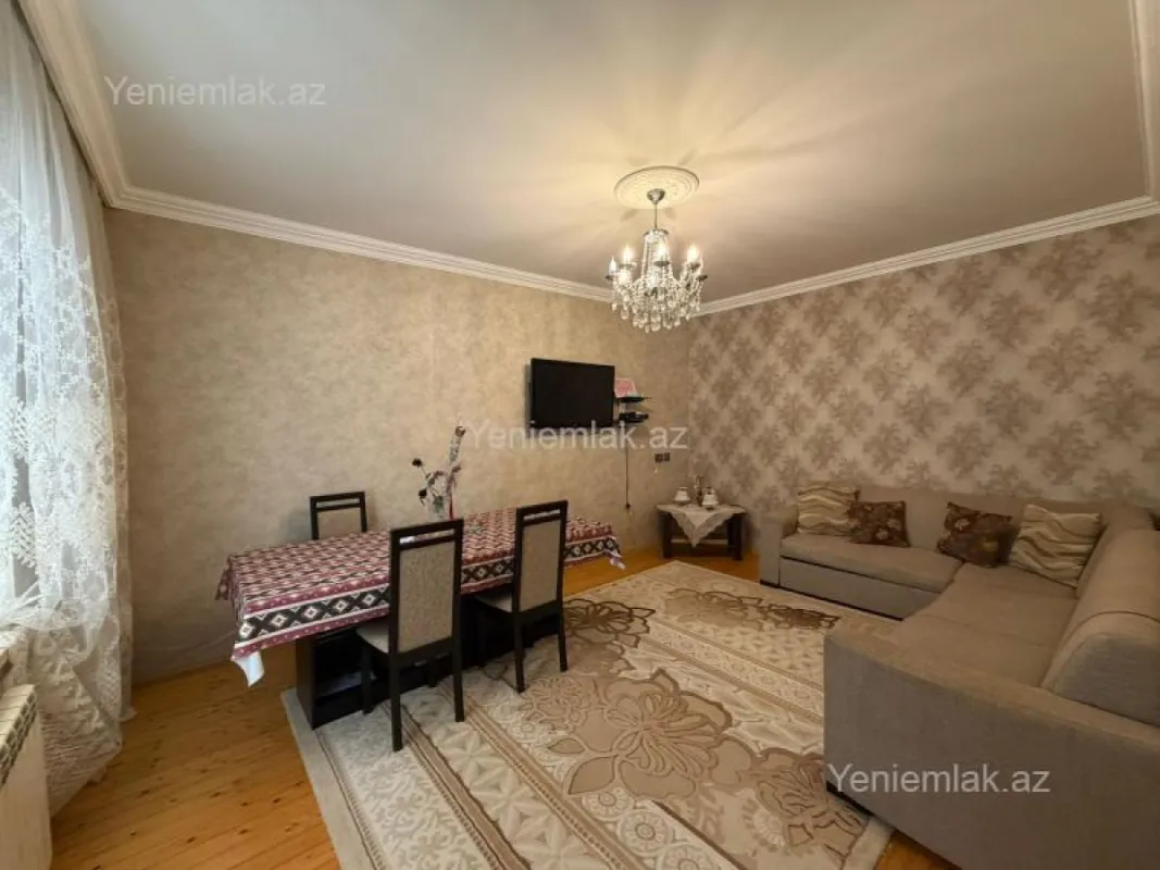 Satılır 3 otaqlı həyət evi 100 m²