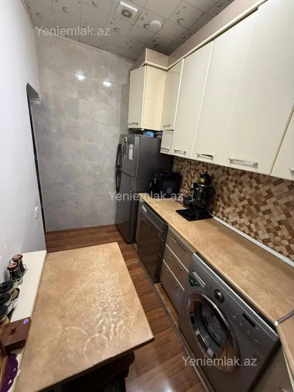 Satılır 3 otaqlı yeni tikili 87 m²
