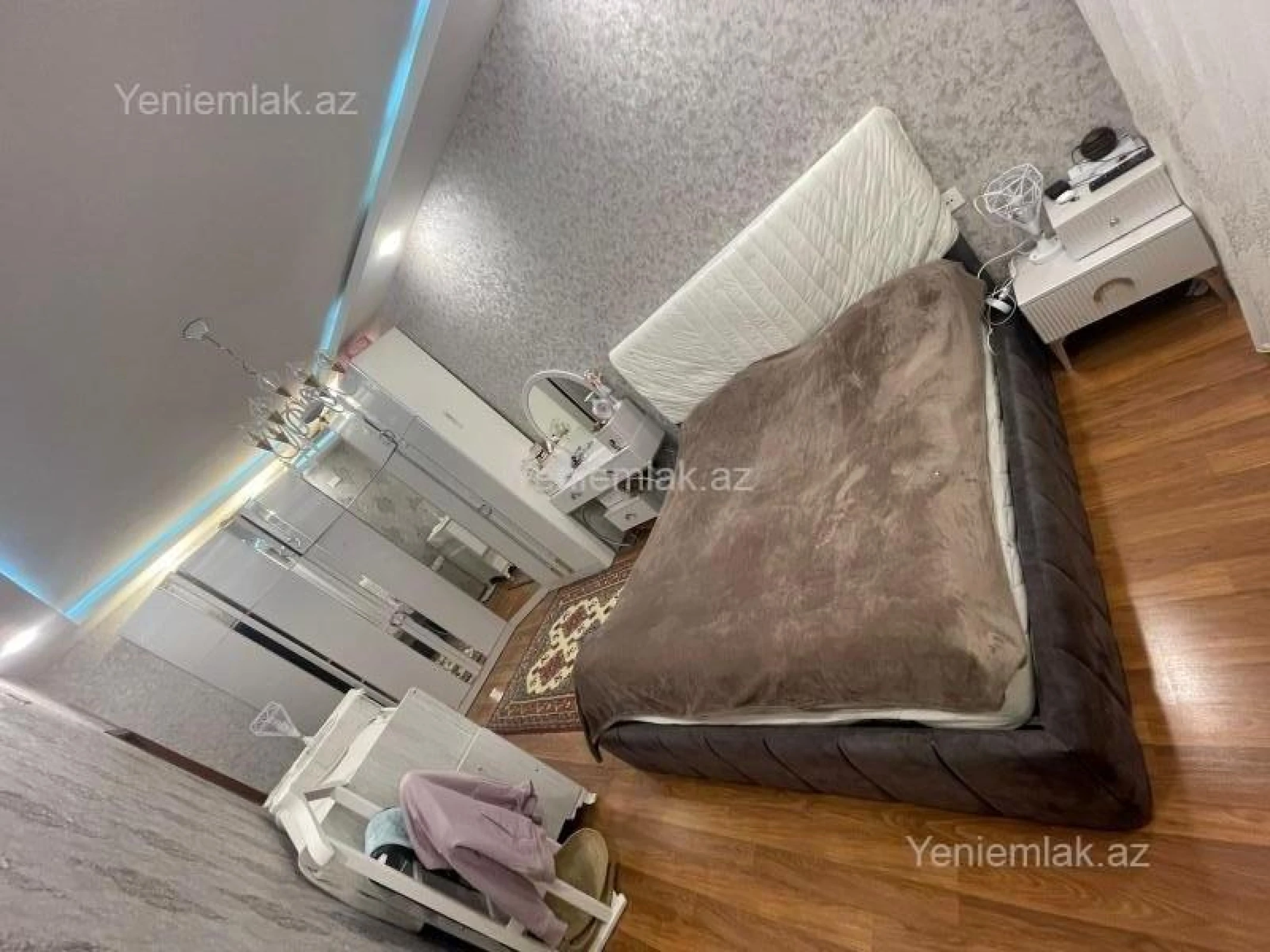 Satılır 3 otaqlı yeni tikili 87 m²