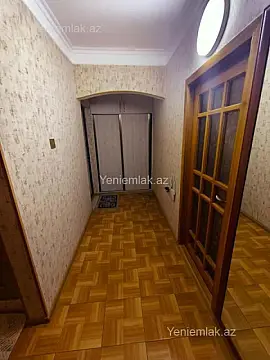 Satılır 3 otaqlı köhnə tikili 102 m²