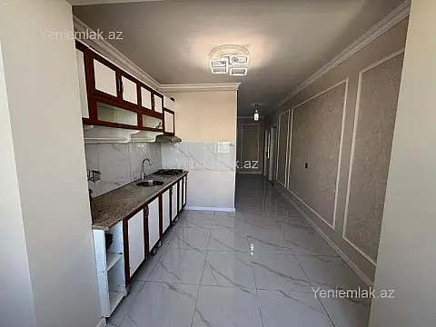 Satılır 5 otaqlı köhnə tikili 70 m²