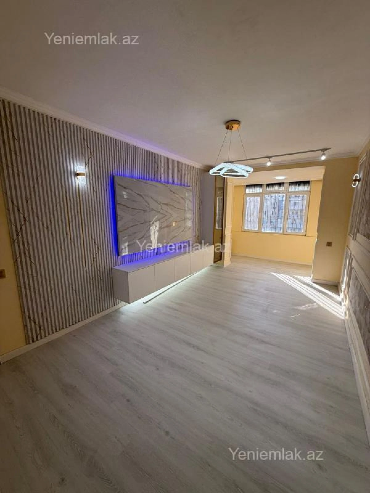 Satılır 5 otaqlı köhnə tikili 70 m²