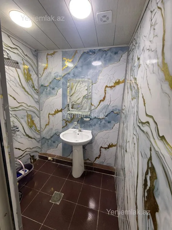 Satılır 5 otaqlı köhnə tikili 70 m²