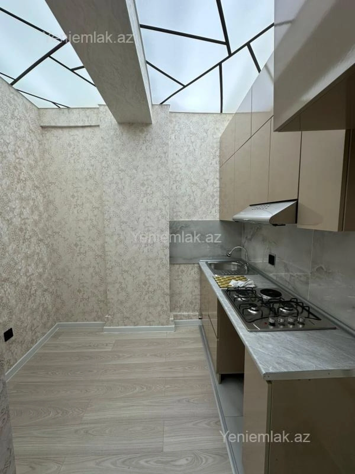 Satılır 2 otaqlı yeni tikili 53 m²