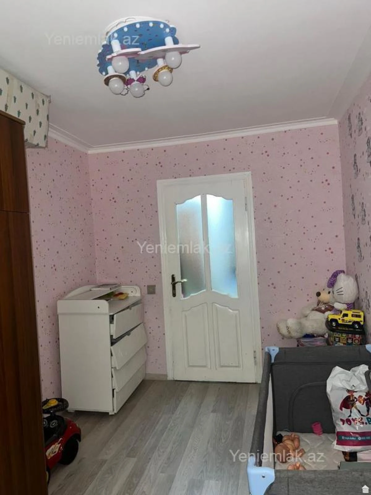 Satılır 3 otaqlı köhnə tikili 60 m²