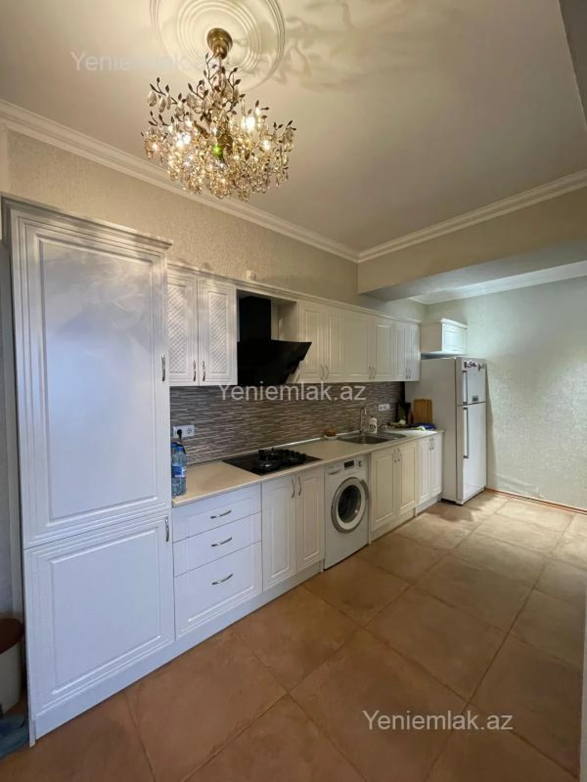 Satılır 3 otaqlı yeni tikili 105 m²