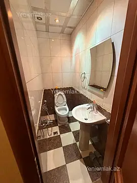 Satılır 2 otaqlı yeni tikili 108 m²