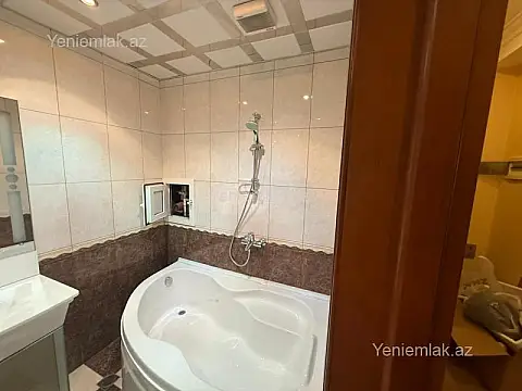 Satılır 2 otaqlı yeni tikili 108 m²