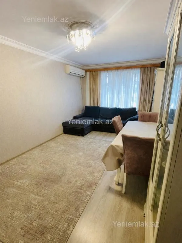Satılır 3 otaqlı köhnə tikili 85 m²