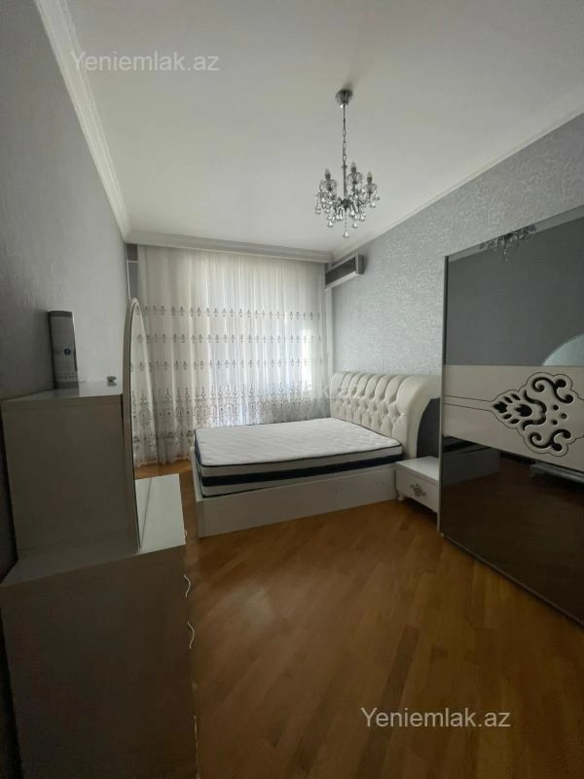 Satılır 3 otaqlı yeni tikili 126 m²