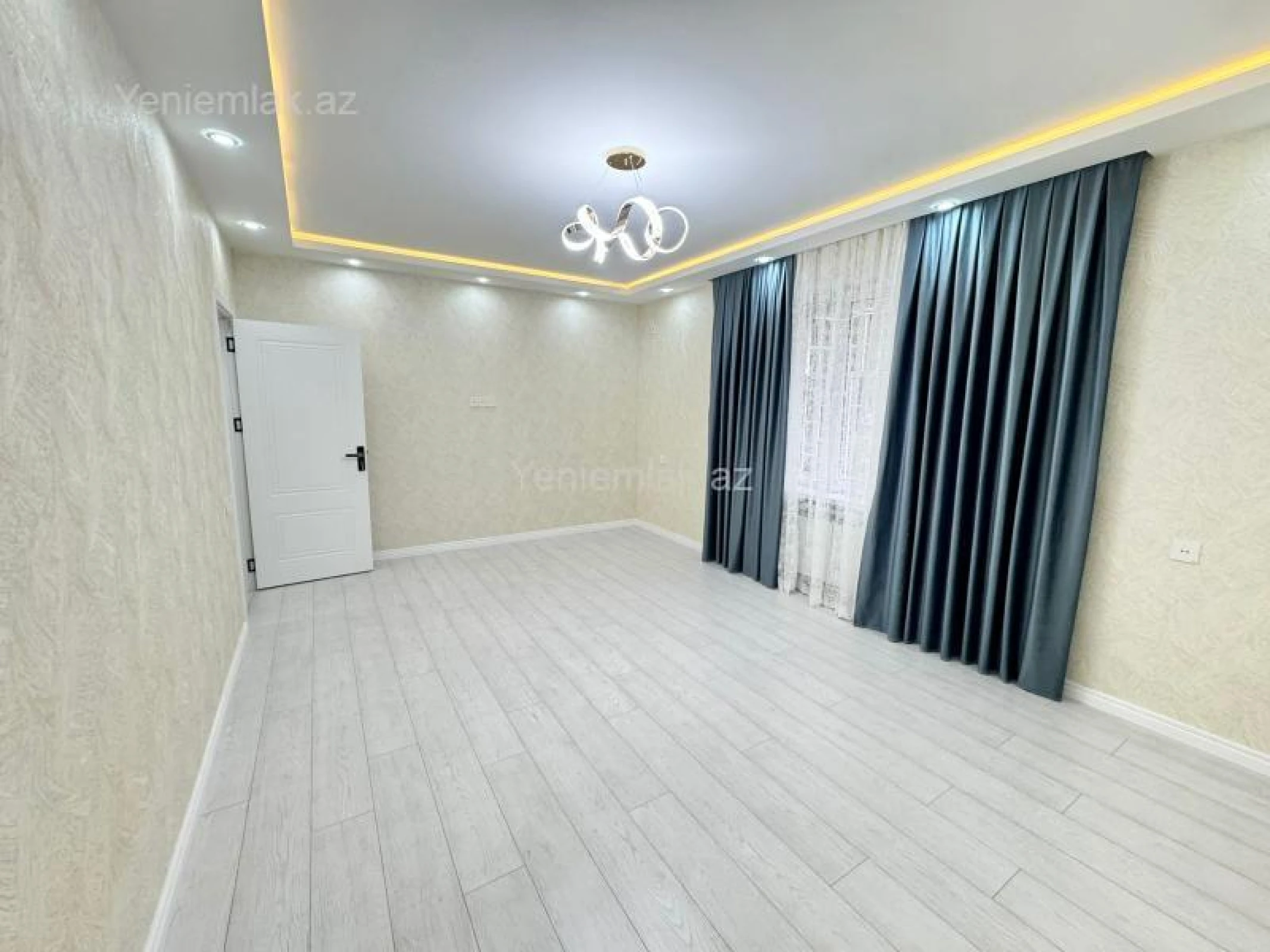 Satılır 2 otaqlı köhnə tikili 60 m²