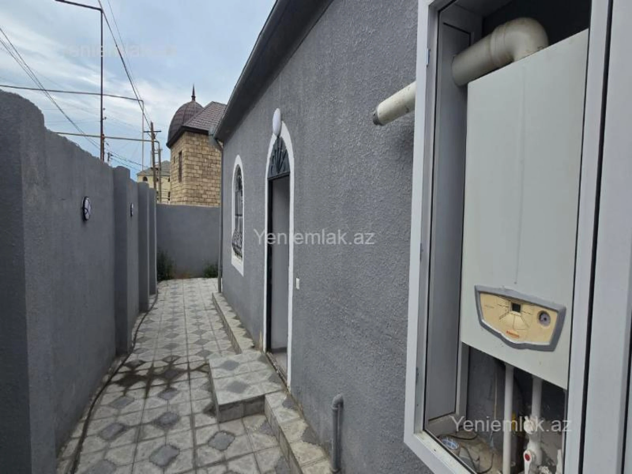 Satılır 3 otaqlı həyət evi 150 m²