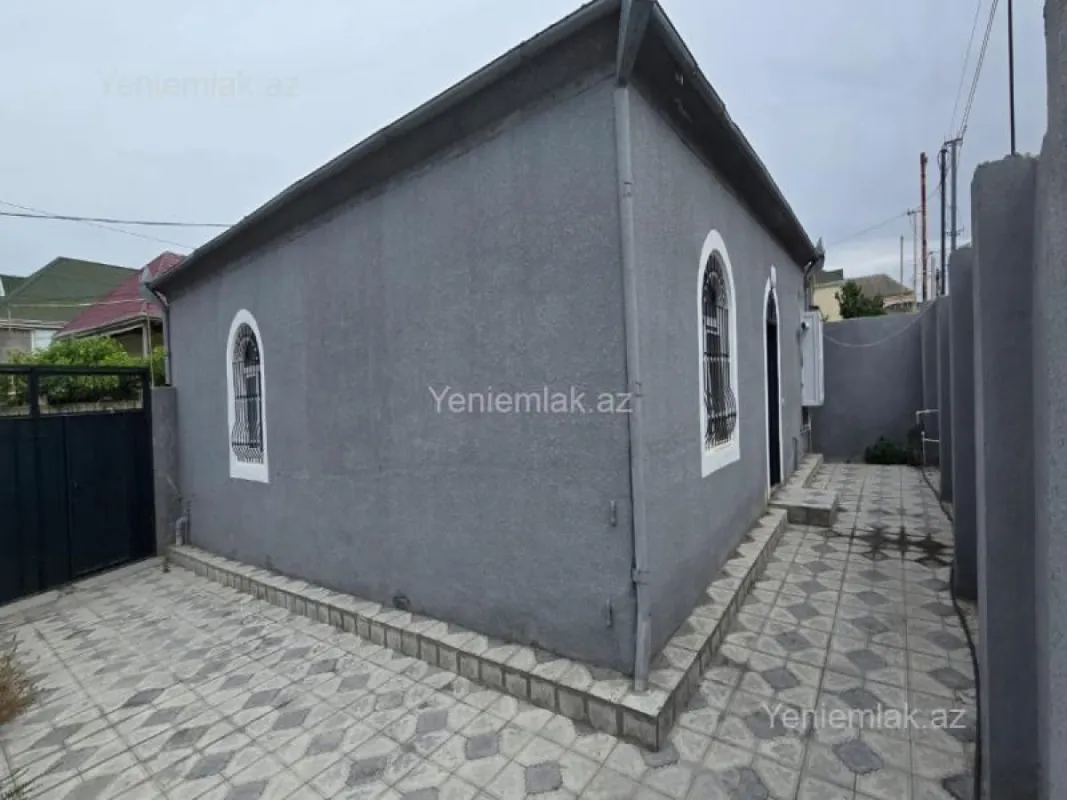 Satılır 3 otaqlı həyət evi 150 m²