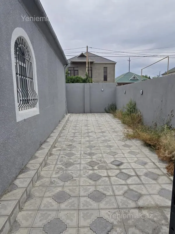 Satılır 3 otaqlı həyət evi 150 m²