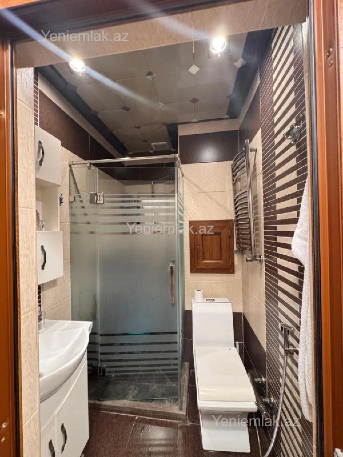 Satılır 4 otaqlı köhnə tikili 85 m²