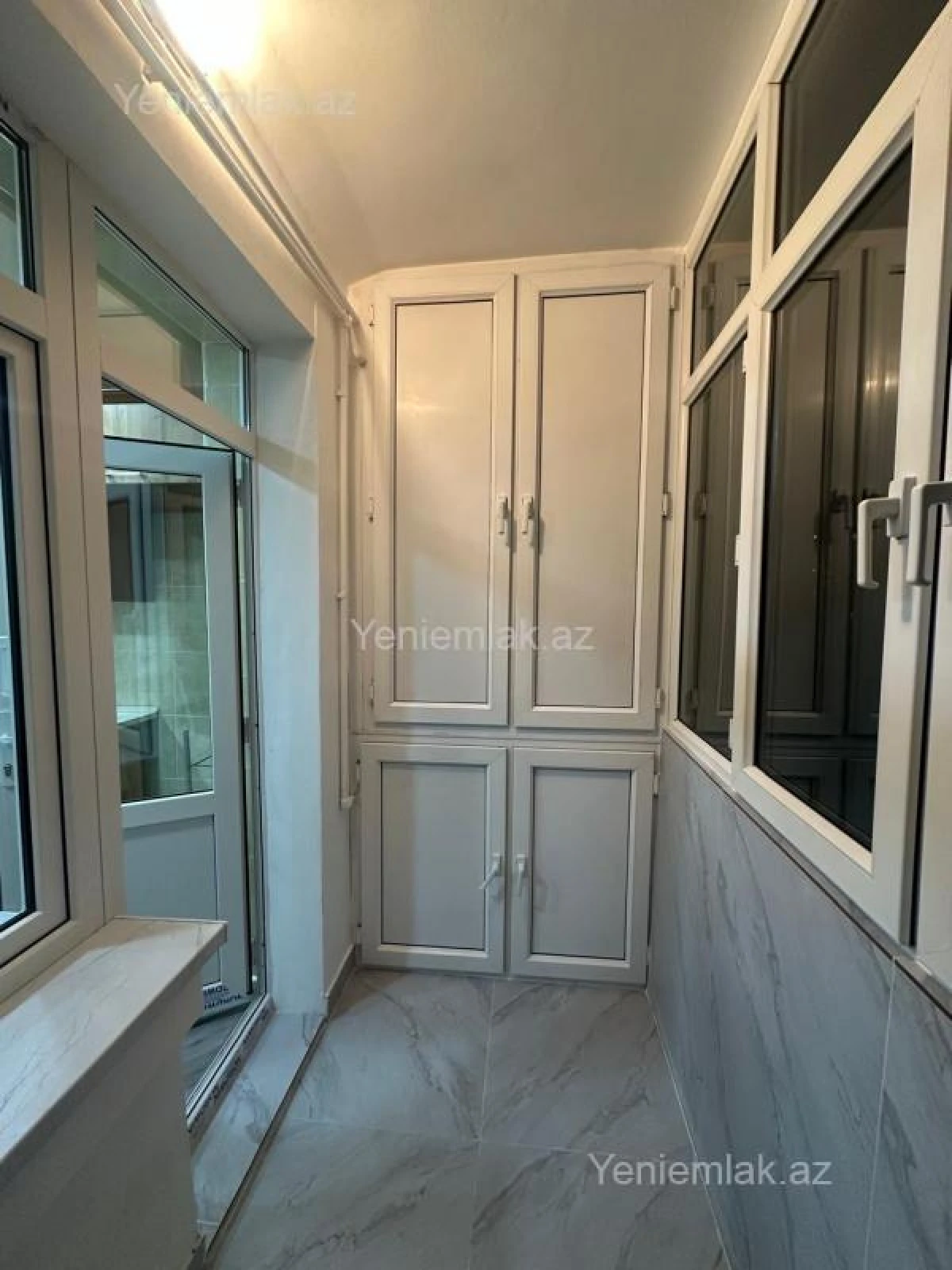 Satılır 4 otaqlı köhnə tikili 100 m²