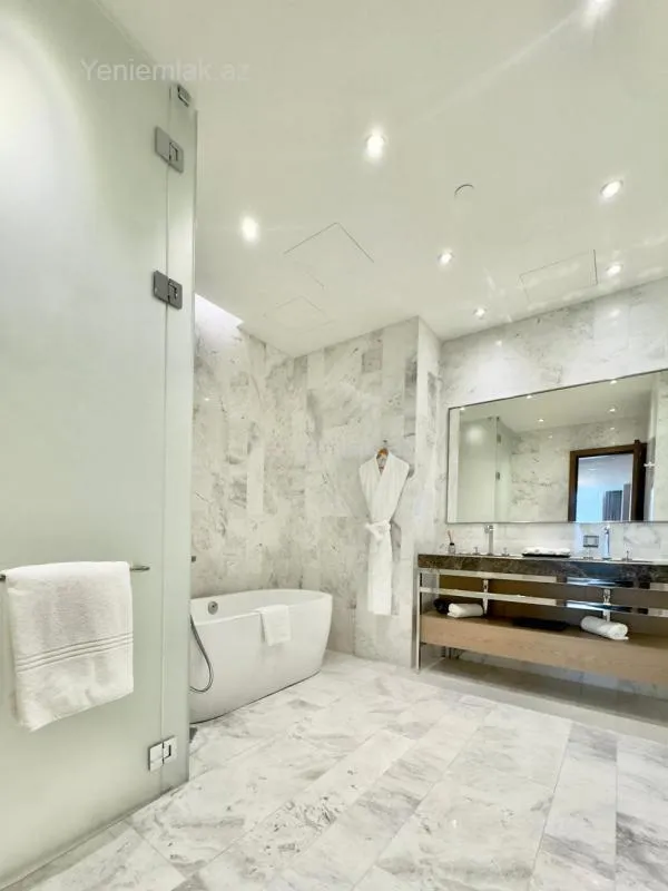 Satılır 2 otaqlı yeni tikili 95 m²