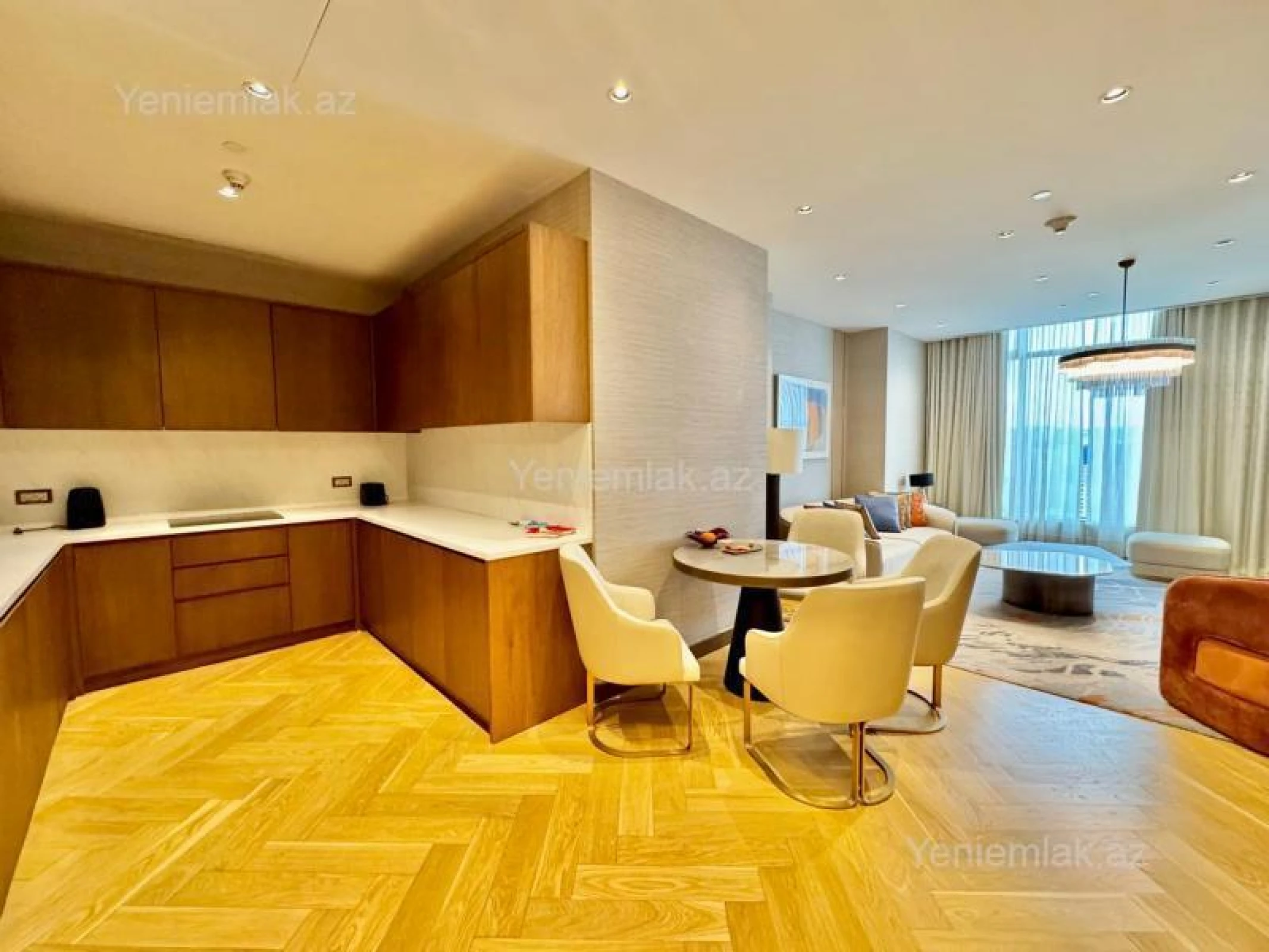 Satılır 2 otaqlı yeni tikili 95 m²