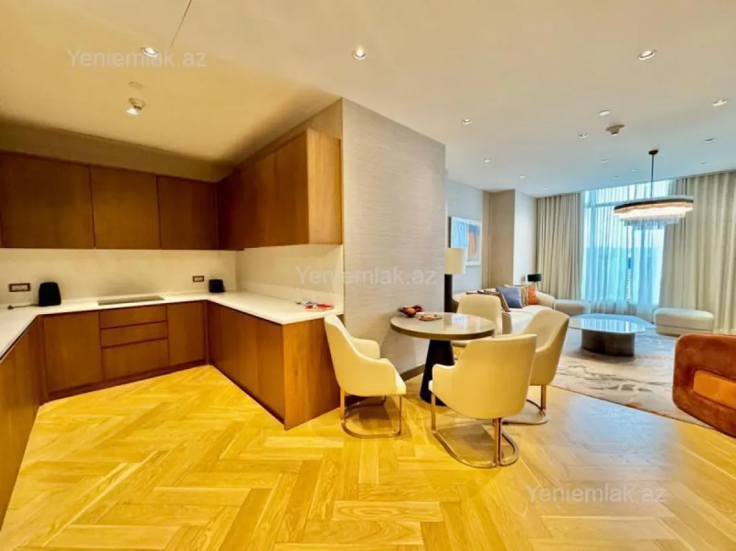 Satılır 2 otaqlı yeni tikili 95 m²