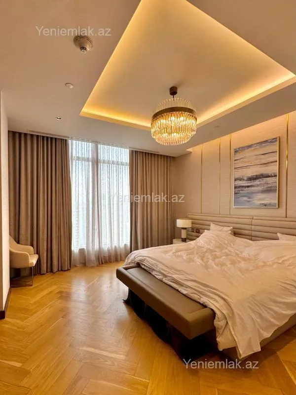 Satılır 2 otaqlı yeni tikili 95 m²