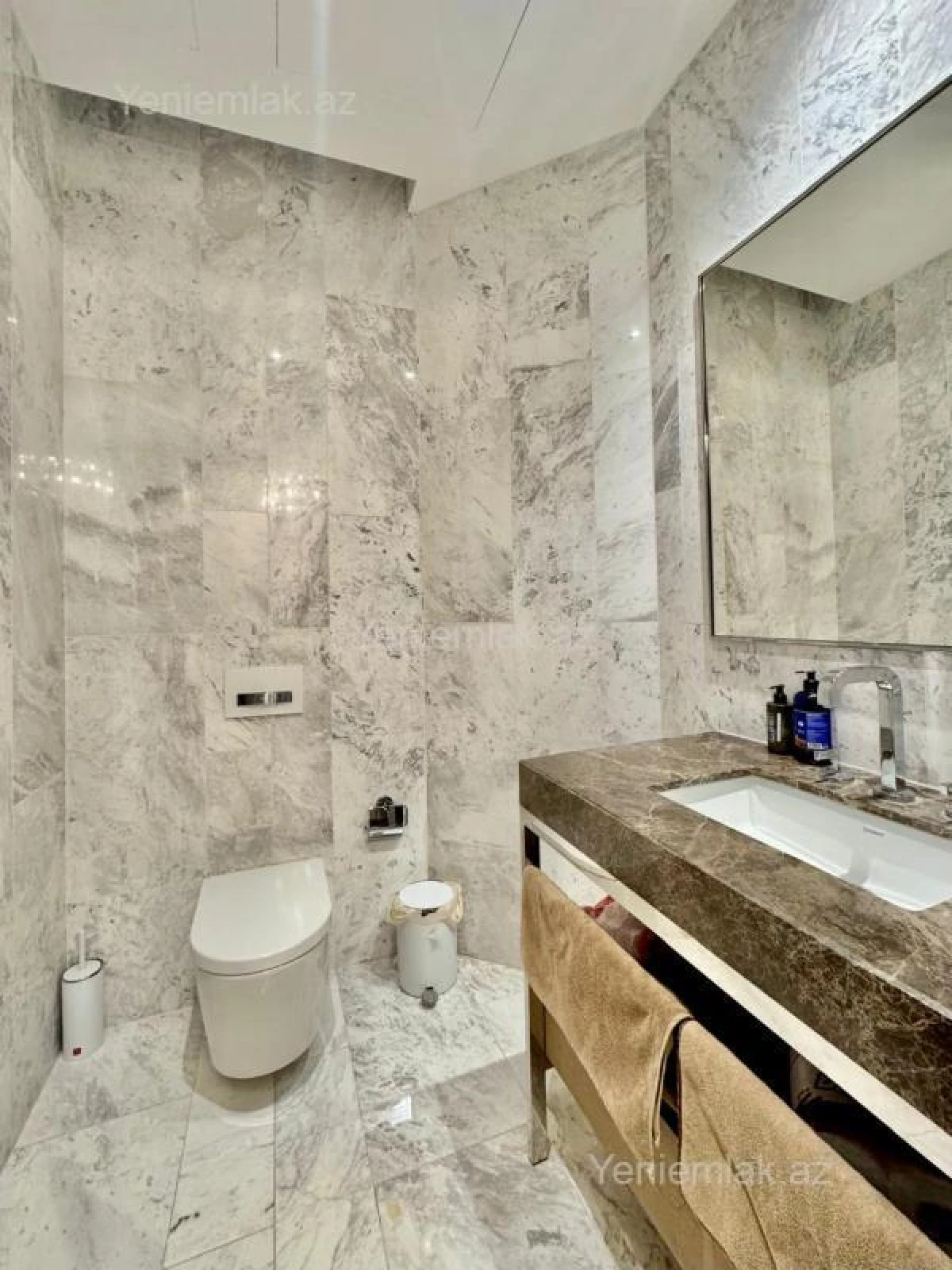 Satılır 2 otaqlı yeni tikili 95 m²