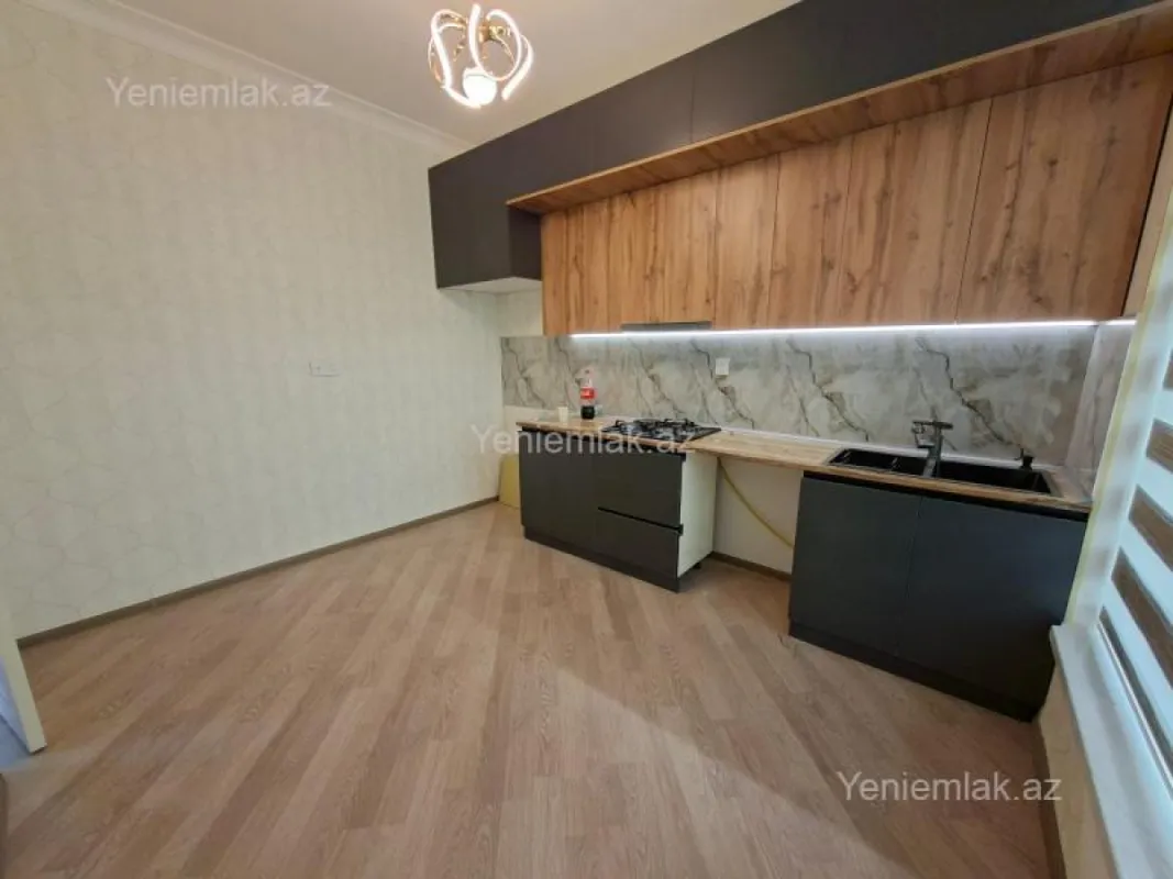 Satılır 4 otaqlı həyət evi 120 m²