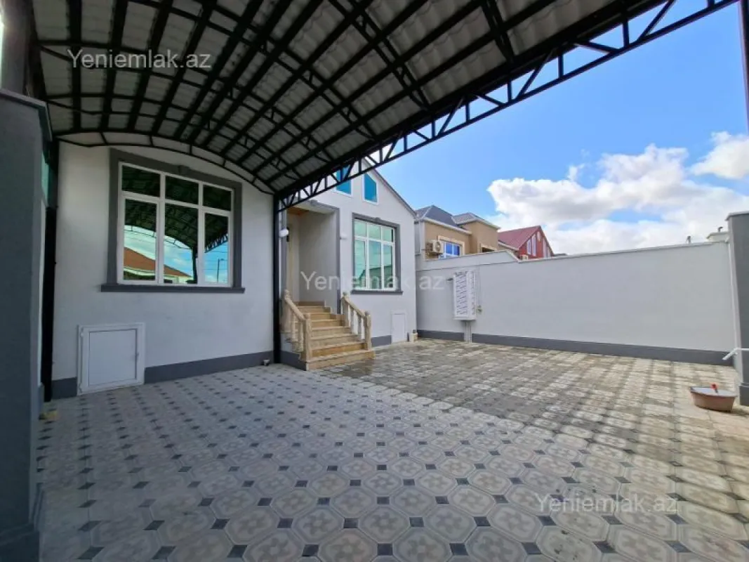 Satılır 4 otaqlı həyət evi 120 m²