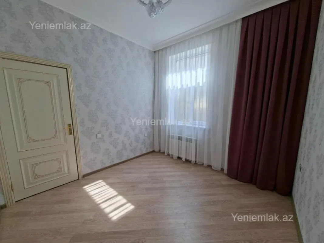 Satılır 4 otaqlı həyət evi 120 m²