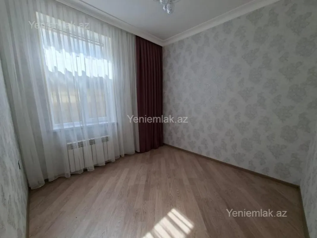 Satılır 4 otaqlı həyət evi 120 m²