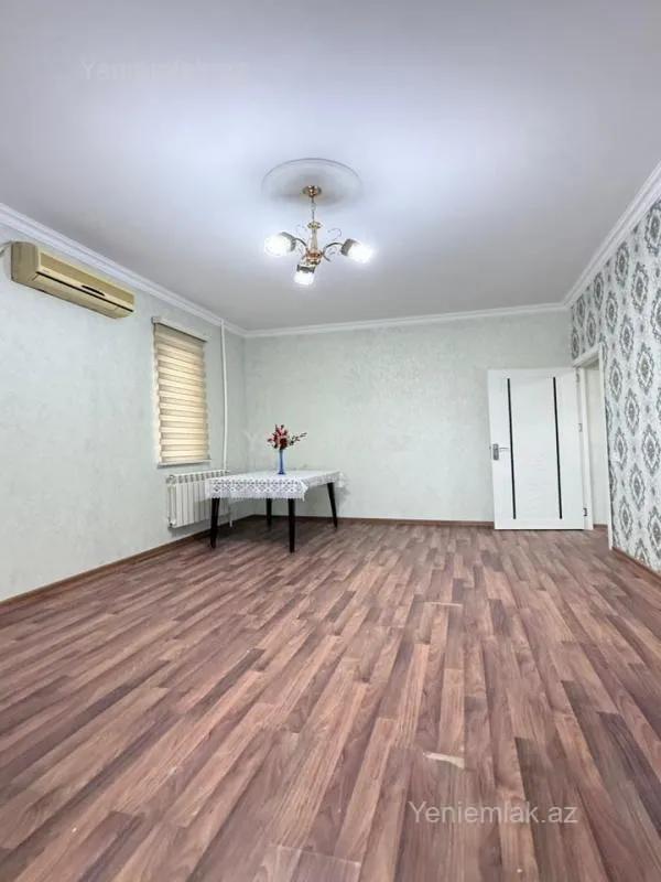 Satılır 2 otaqlı köhnə tikili 50 m²