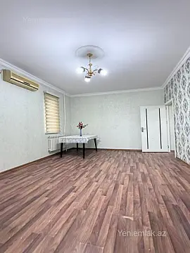 Satılır 2 otaqlı köhnə tikili 50 m²