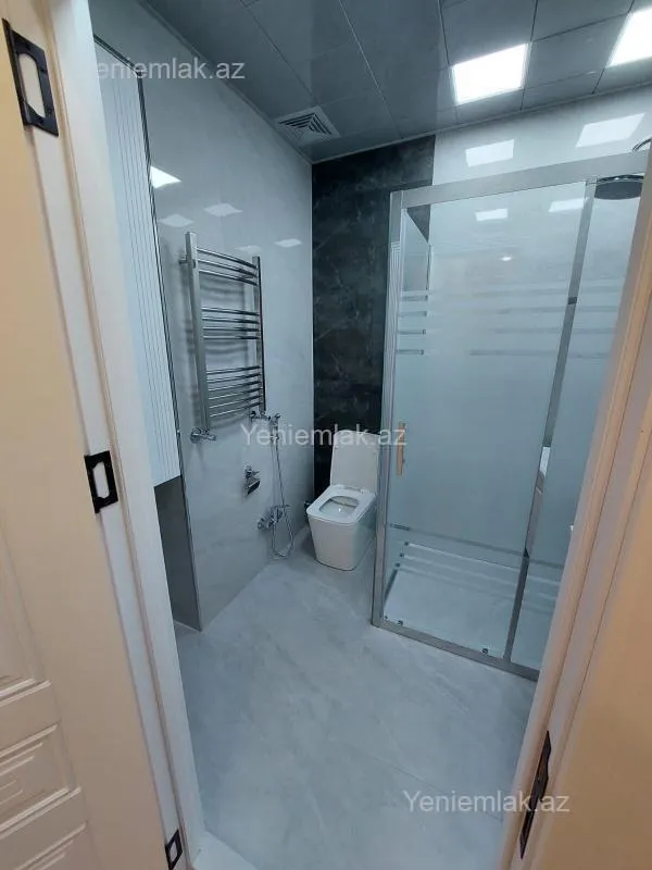 Satılır 3 otaqlı yeni tikili 90 m²