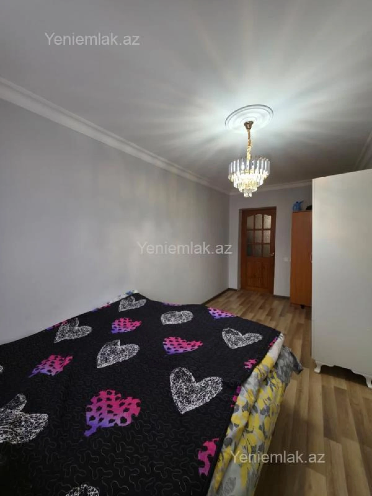 Satılır 2 otaqlı köhnə tikili 50 m²