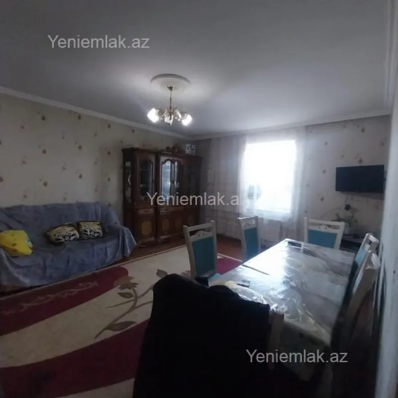 Satılır 4 otaqlı həyət evi 140 m²