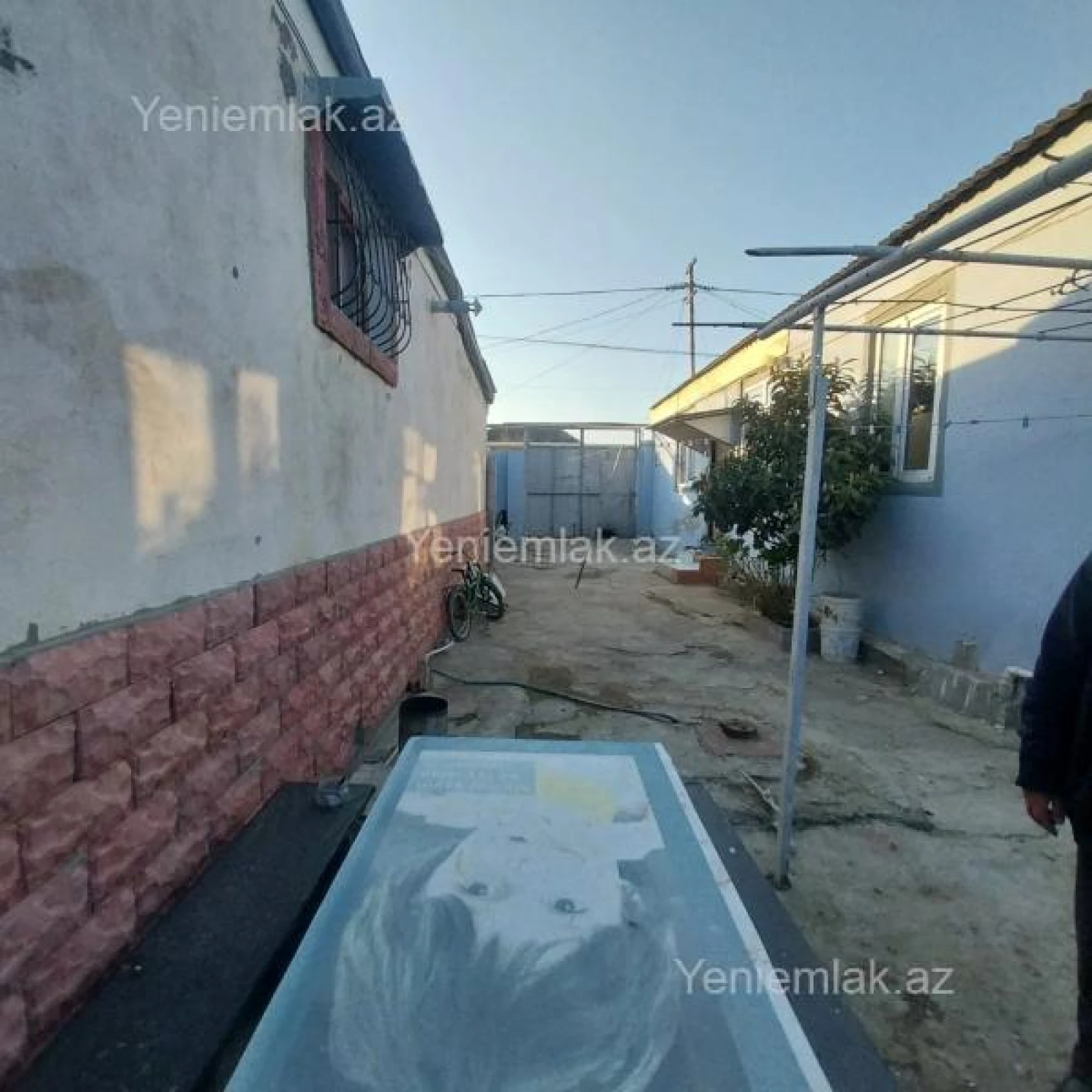 Satılır 4 otaqlı həyət evi 140 m²