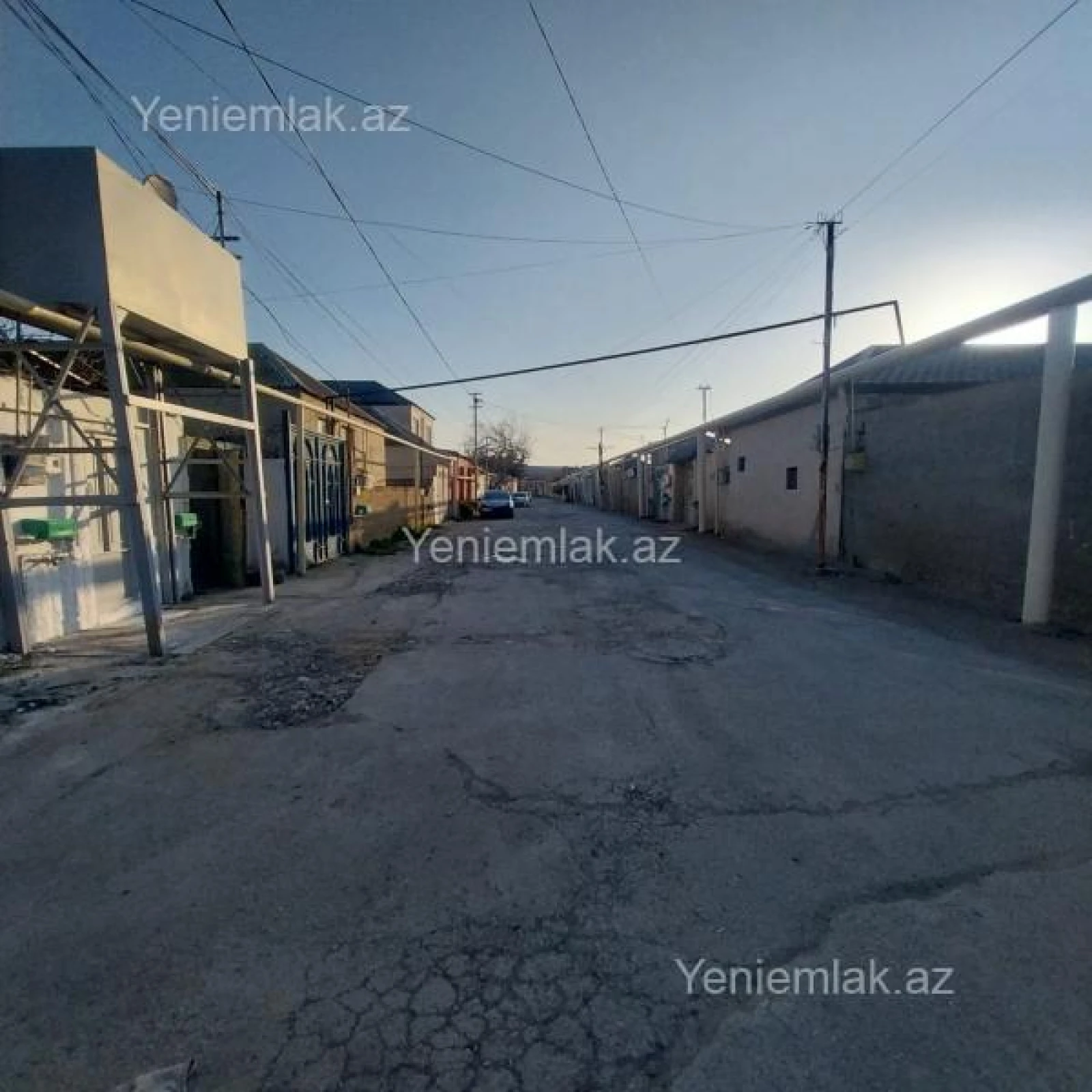 Satılır 4 otaqlı həyət evi 140 m²