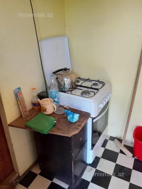 Satılır 3 otaqlı həyət evi 100 m²